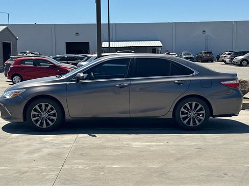 Used 2015 Toyota Camry XLE w/ Advanced Technology Package FWD image 6
