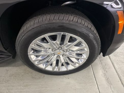 New 2026 Chevrolet Tahoe LS RWD image 4