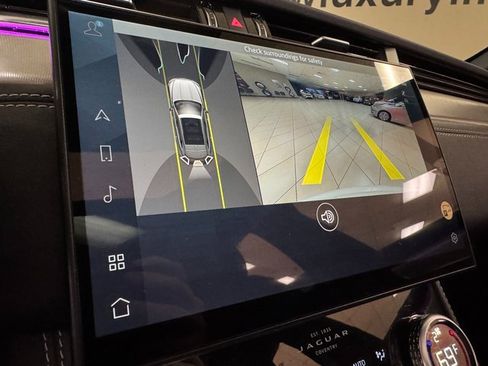 Used 2025 Jaguar F-PACE R-Dynamic S image 15