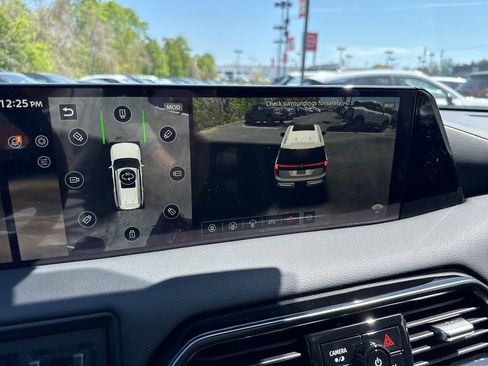 New 2026 Nissan Armada PRO-4X AWD/4WD image 38