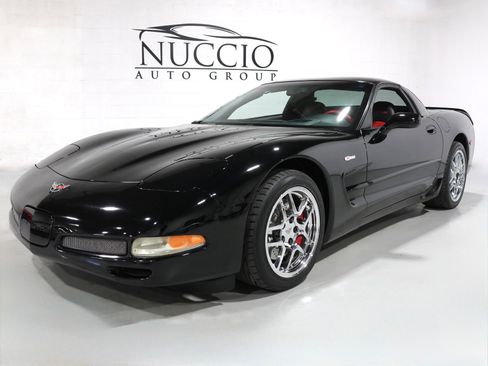 Used 2002 Chevrolet Corvette Z06 w/ Memory Pkg image 7