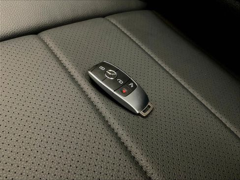 Certified 2026 Mercedes-Benz GLE 350 4MATIC image 33