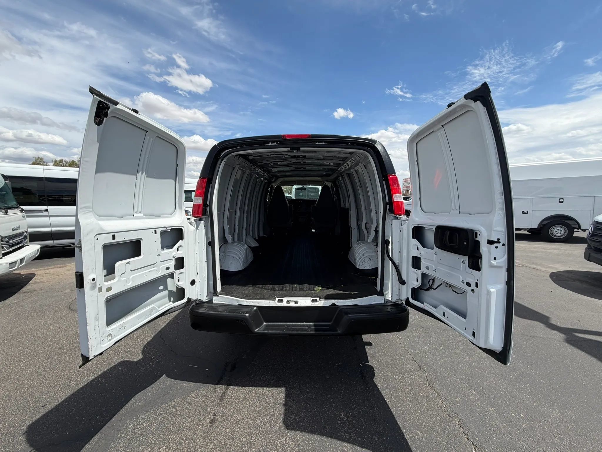 Used 2023 Chevrolet Express 2500 Extended w/ Driver Convenience Package RWD image 10