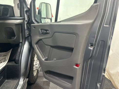 Used 2023 Ford Transit 350 XLT image 10