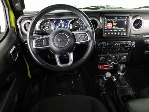 Used 2022 Jeep Wrangler Unlimited Rubicon 4xe image 4