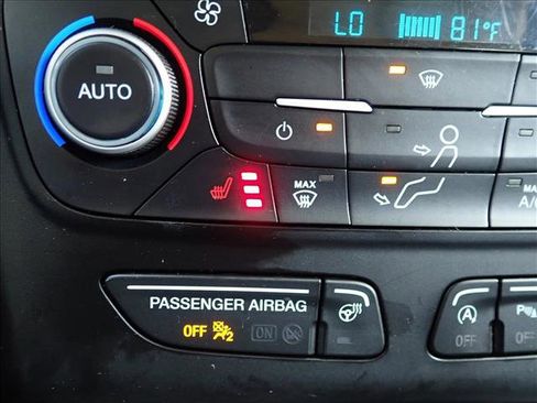 Used 2019 Ford Escape Titanium AWD/4WD image 22