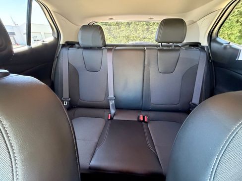 Used 2023 Buick Encore GX Preferred w/ Cold Weather Comfort Package image 3