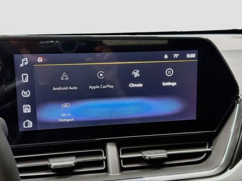 New 2026 Chevrolet Trax LT w/ Driver Confidence Package FWD image 17