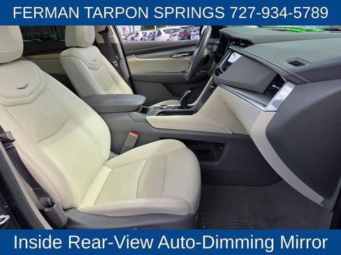 Used 2021 Cadillac XT5 Premium Luxury AWD/4WD image 21
