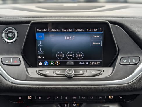 Used 2020 Chevrolet Blazer LT image 20