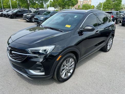 Certified 2022 Buick Encore GX Essence w/ Experience Buick Package FWD image 1