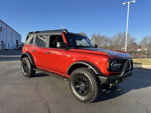 Certified 2023 Ford Bronco Wildtrak image 1