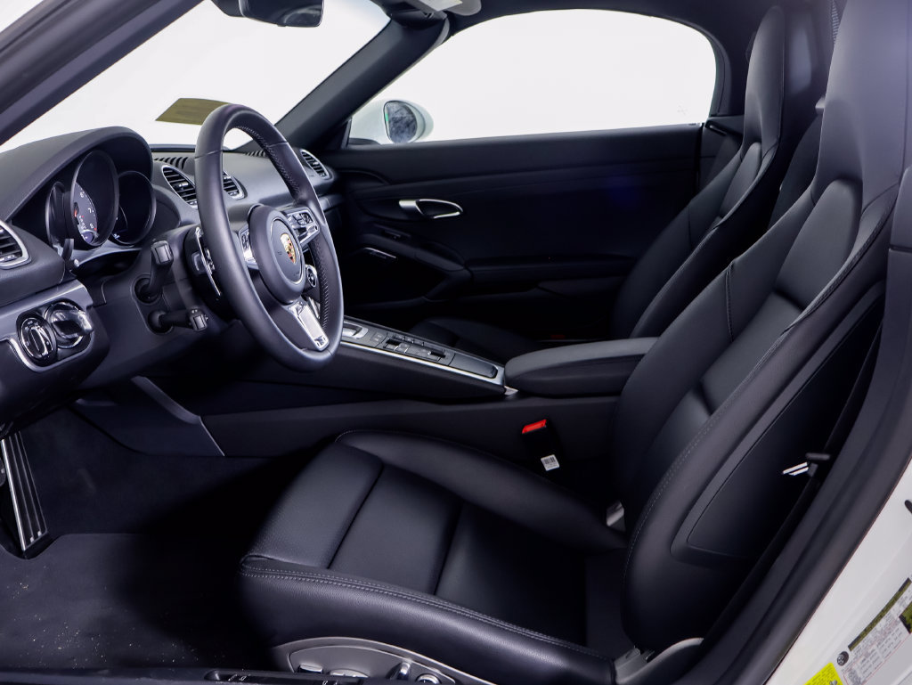 Used 2025 Porsche 718 Boxster S RWD image 5