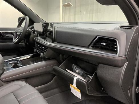 New 2026 Chevrolet Tahoe RST w/ RST Capability Package AWD/4WD image 39