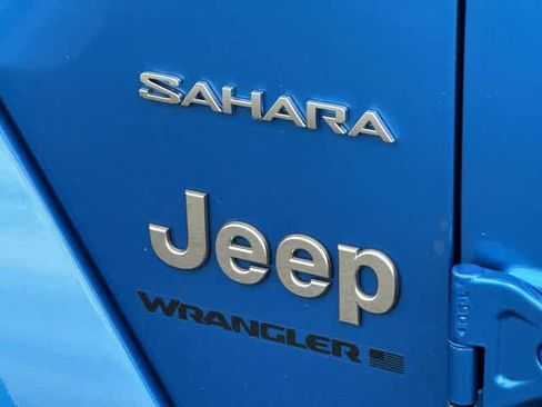 Used 2024 Jeep Wrangler Sahara w/ Technology Group image 19