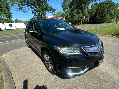 Used 2017 Acura RDX AWD w/ Advance Package image 3