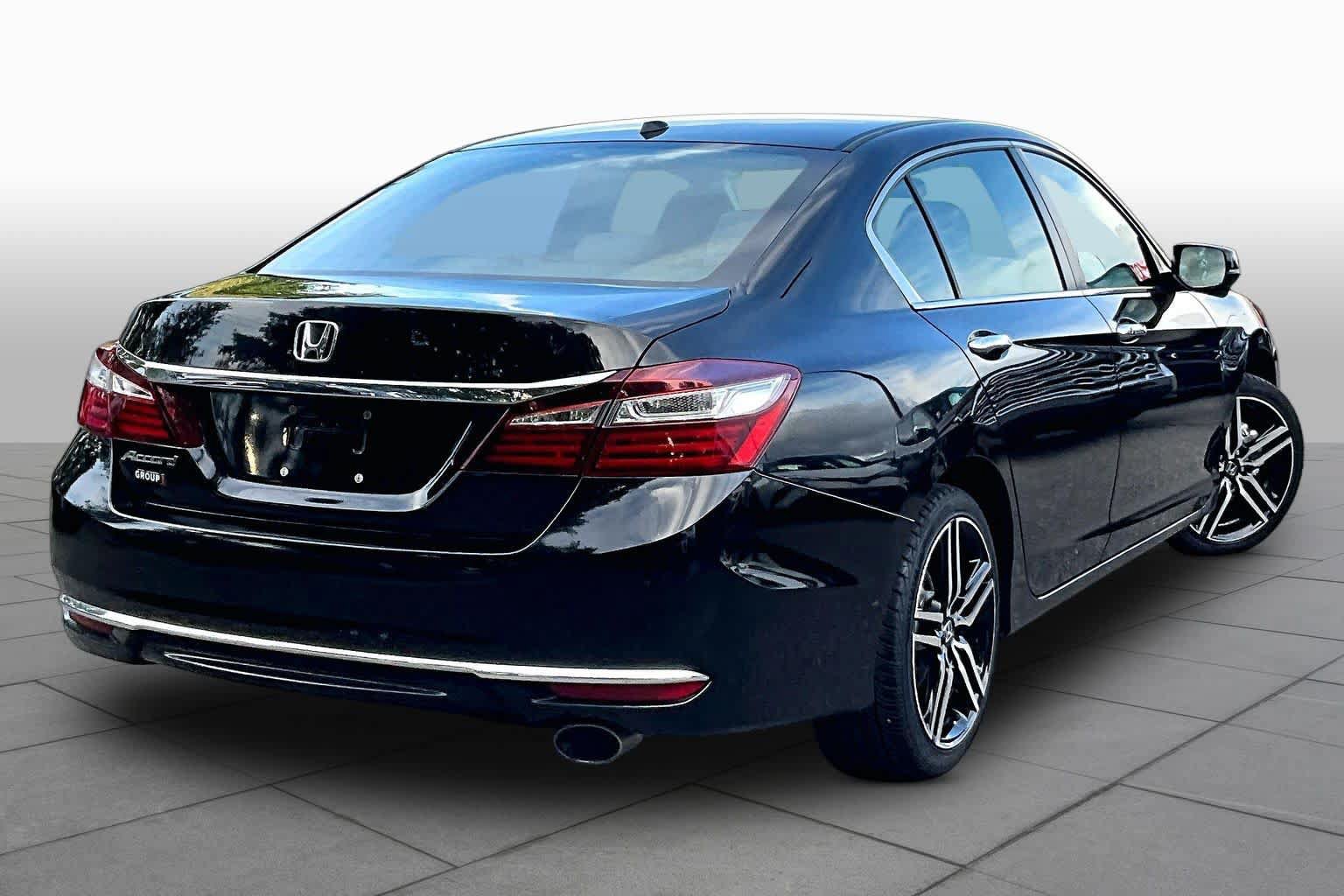 Used 2016 Honda Accord EX image 13
