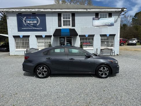 Used 2021 Kia Forte LXS image 6