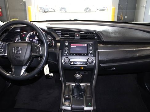 Used 2018 Honda Civic Sport image 21