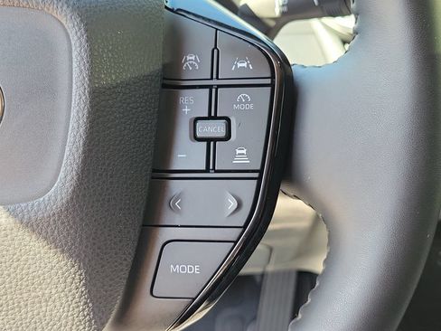 Used 2025 Toyota Prius Limited FWD image 24