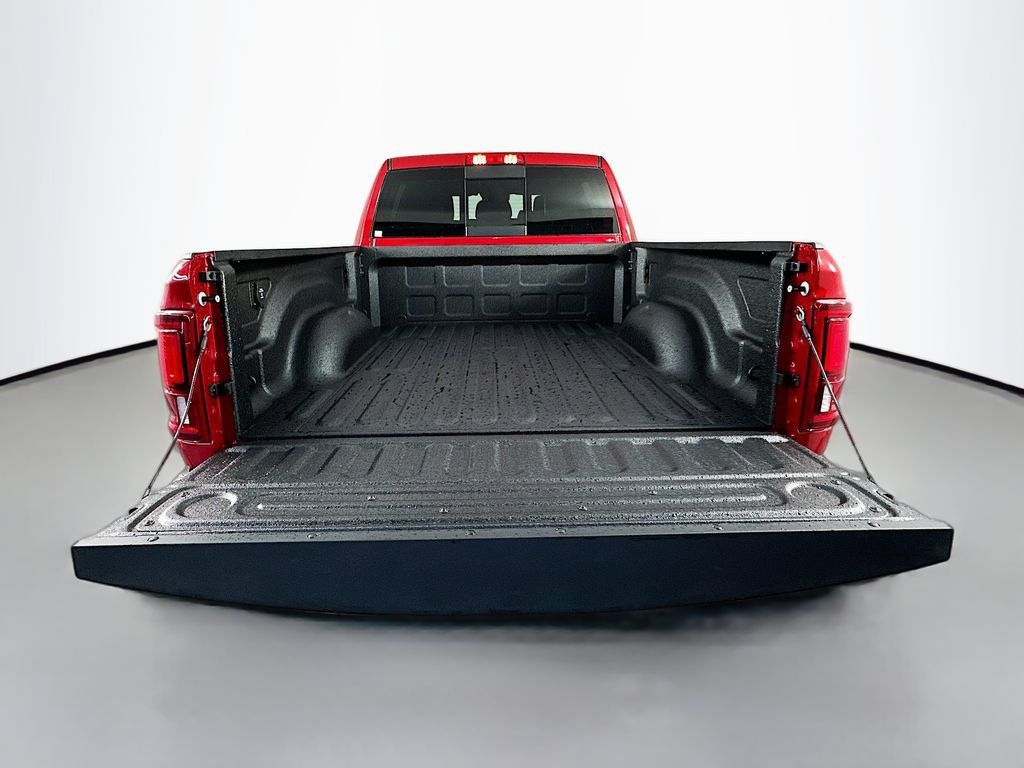 New 2026 RAM 3500 Laramie AWD/4WD image 15