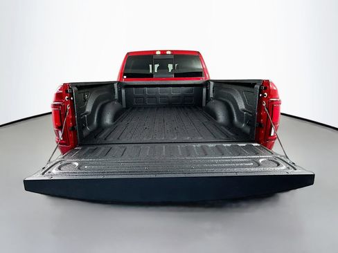 New 2026 RAM 3500 Laramie AWD/4WD image 15