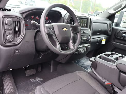 New 2026 Chevrolet Silverado 2500 Custom w/ Custom Value Package AWD/4WD image 6