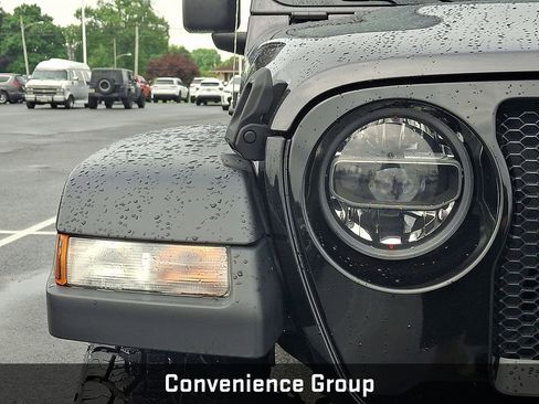 Used 2020 Jeep Wrangler Unlimited Sport AWD/4WD image 11