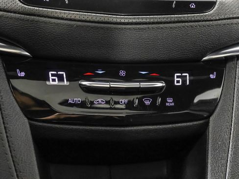 Used 2023 Cadillac XT5 Premium Luxury AWD/4WD image 34