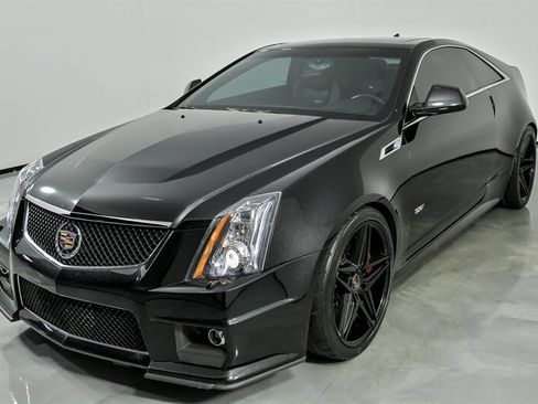 Used 2011 Cadillac CTS V image 5