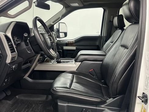Used 2020 Ford F150 Lariat w/ Equipment Group 502A Luxury AWD/4WD image 11