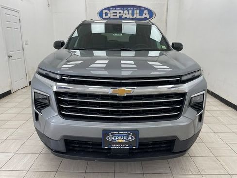 New 2026 Chevrolet Traverse LT w/ Sun and Wheel Package AWD/4WD image 18