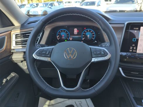 New 2026 Volkswagen Atlas SE image 26