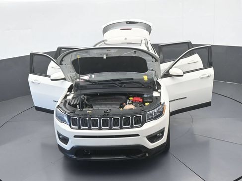 Used 2020 Jeep Compass Latitude FWD image 71