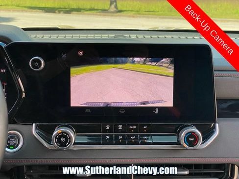 Used 2024 Chevrolet Colorado Z71 w/ LPO, Dark Essentials Package AWD/4WD image 34