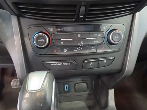 Used 2018 Ford Escape SEL FWD image 21