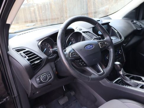 Used 2017 Ford Escape SE w/ Equipment Group 201A image 15
