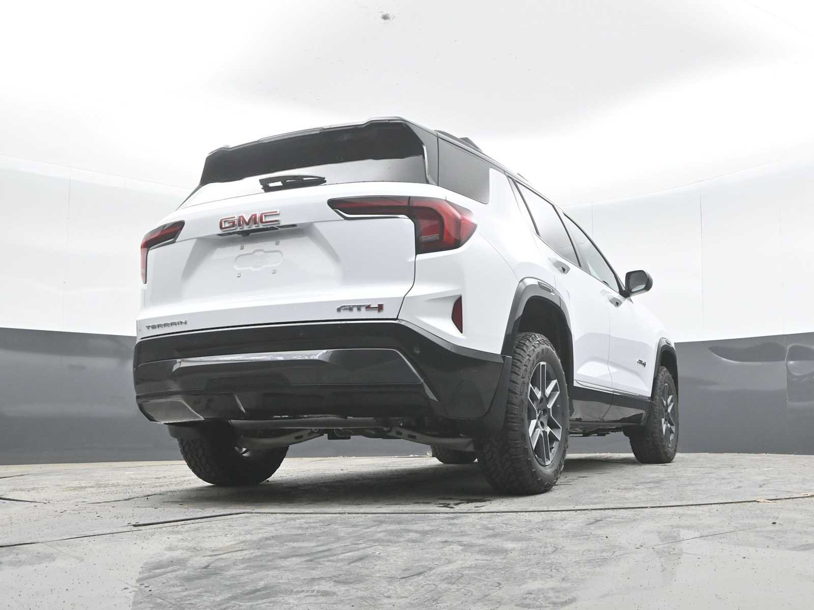 New 2027 GMC Terrain AT4 w/ LPO, Hit The Road Package AWD/4WD image 48
