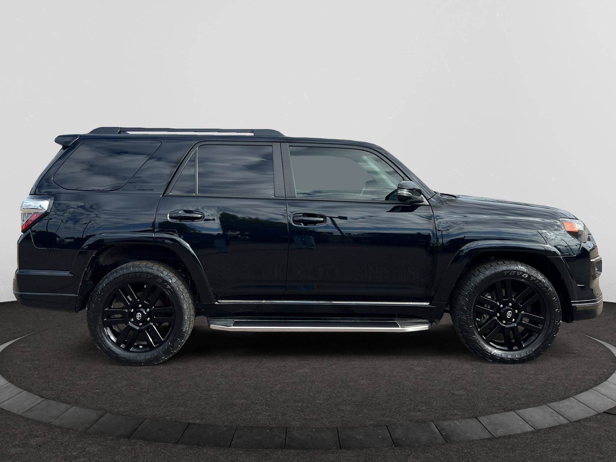Used 2021 Toyota 4Runner Nightshade AWD/4WD image 5