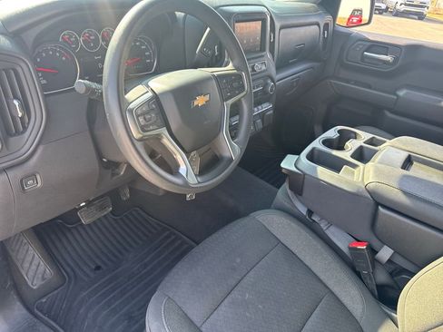 Used 2022 Chevrolet Silverado 1500 Custom w/ Safety Confidence Package image 21
