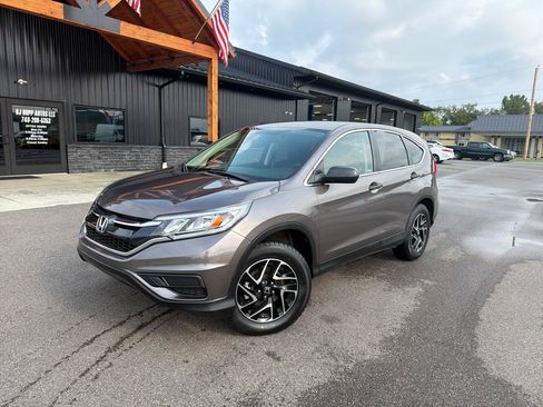 Used 2016 Honda CR-V SE image 1