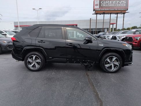 Used 2021 Toyota RAV4 SE AWD/4WD image 6