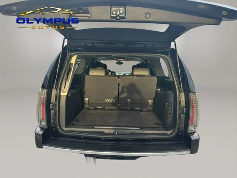 Used 2013 Cadillac Escalade ESV Premium AWD/4WD image 23