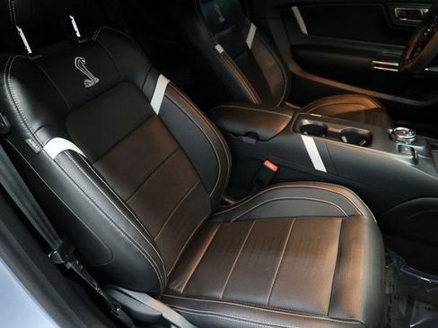 Used 2022 Ford Mustang Shelby GT500 w/ Technology Package image 80