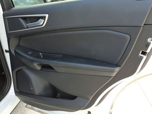 Used 2024 Ford Edge SEL AWD/4WD image 10