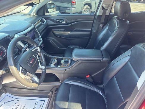 Used 2022 GMC Acadia SLE w/ Driver Convenience Package FWD image 7