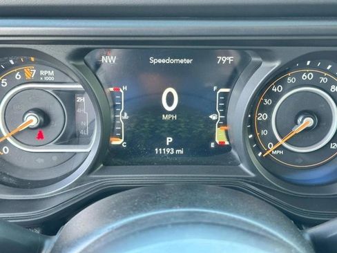 Used 2026 Jeep Gladiator Mojave AWD/4WD image 20