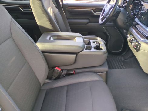 Used 2022 Chevrolet Silverado 1500 LT image 19