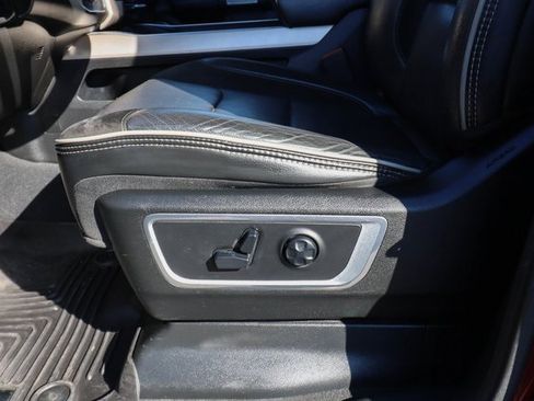 Used 2019 RAM 1500 Laramie image 34