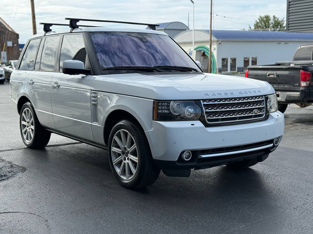 Used 2012 Land Rover Range Rover Supercharged AWD/4WD image 3